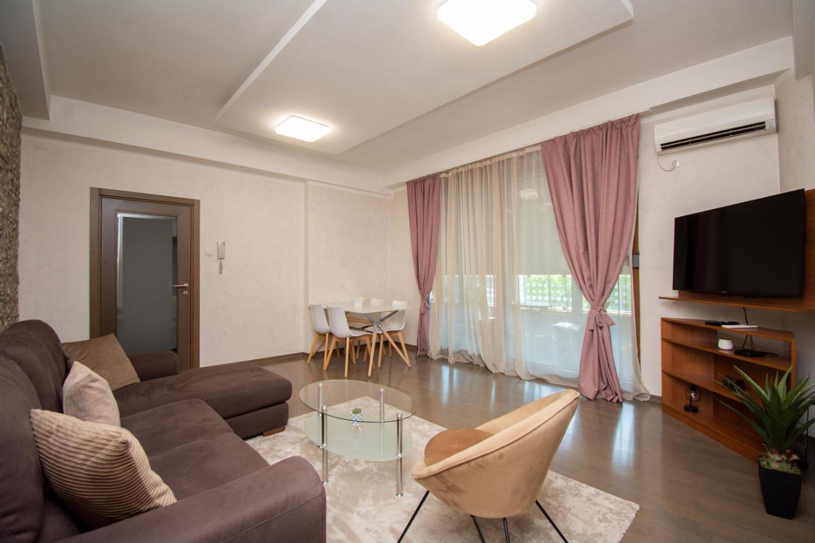 Maxim Compass Apartment Podgorica Eksteriør bilde
